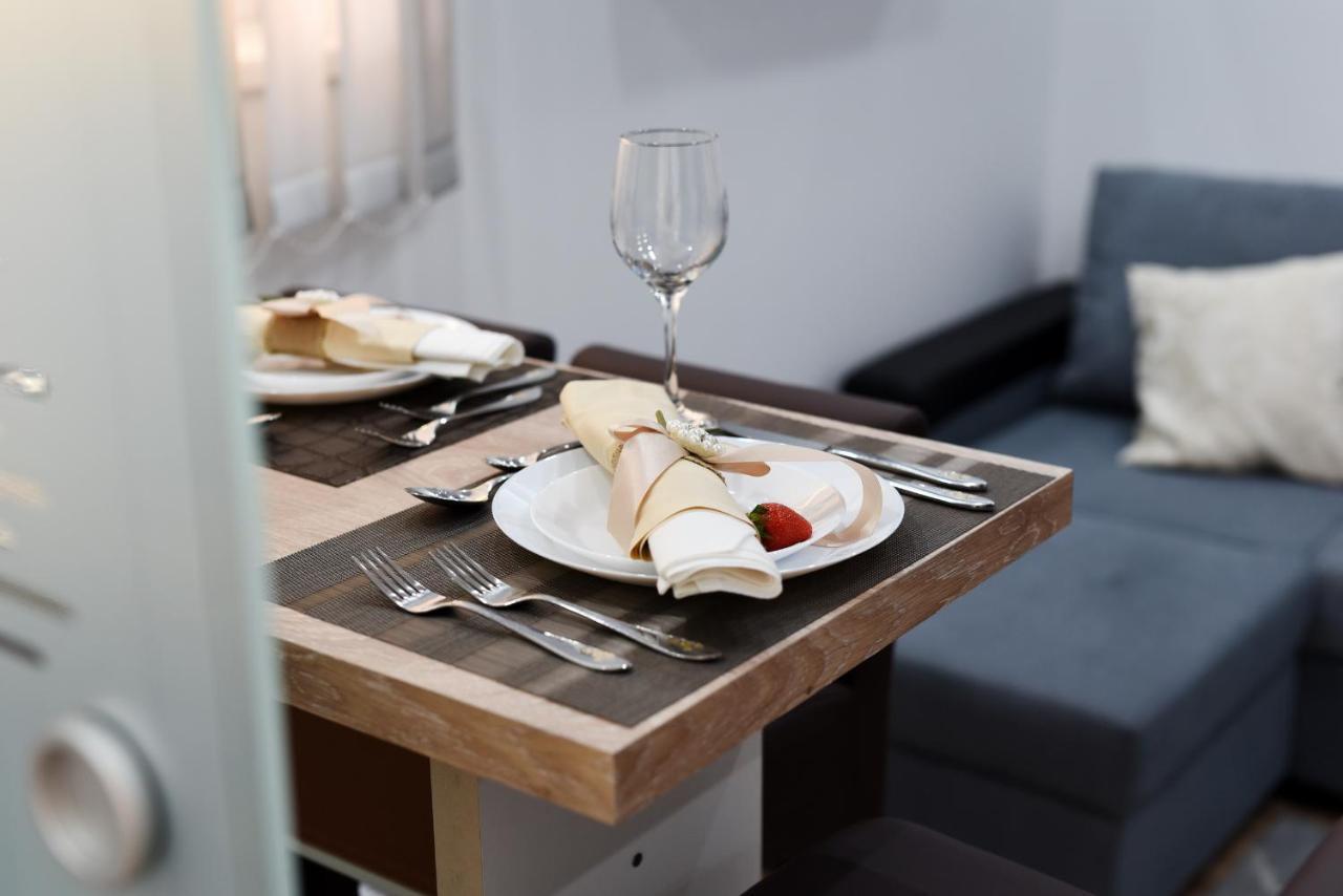Shine Apartment
