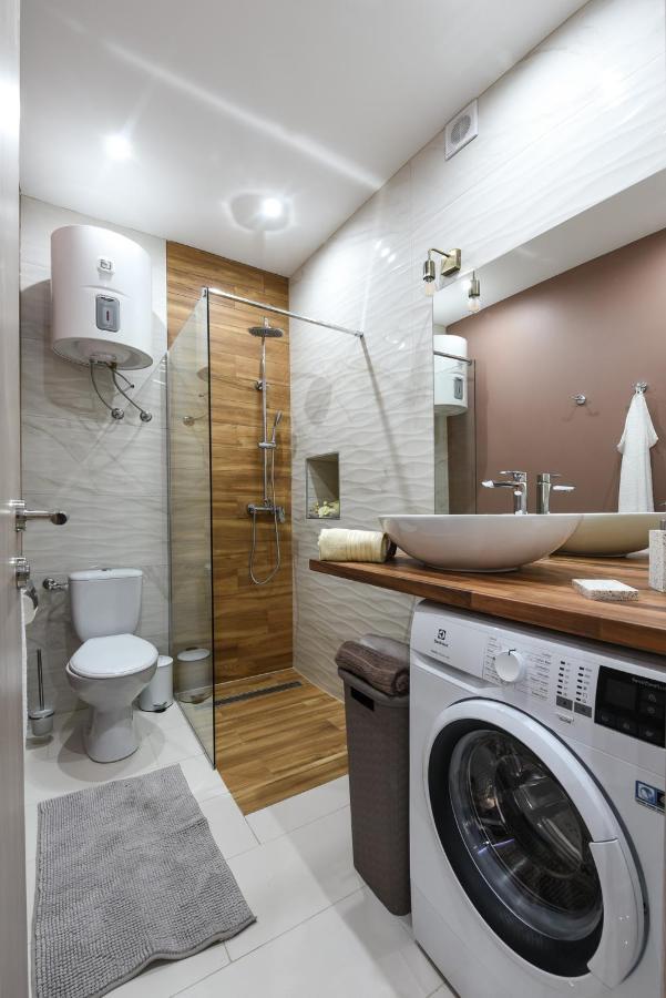 Apartment Shine